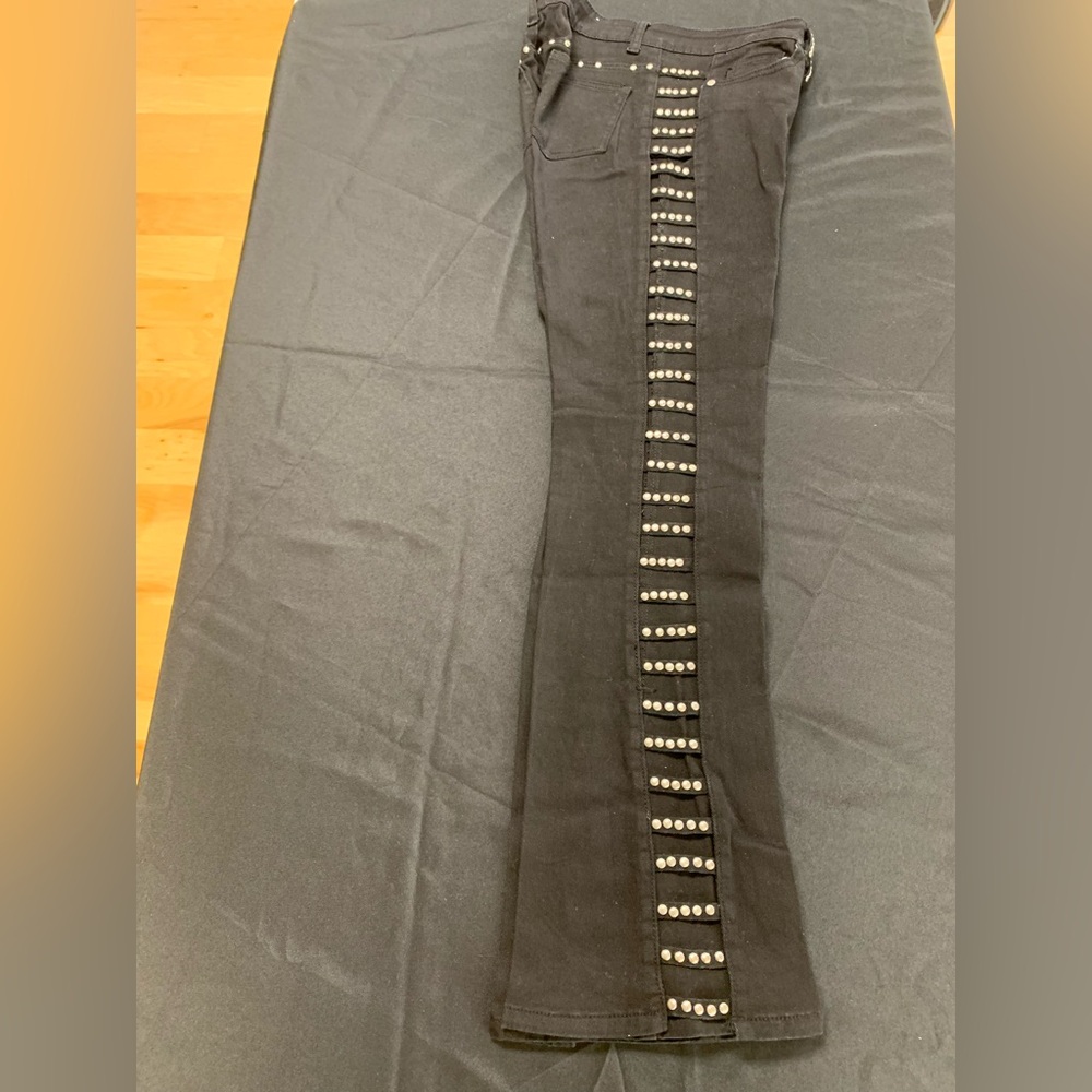 Impression Size 8 Black Like New - Picture 3 of 10